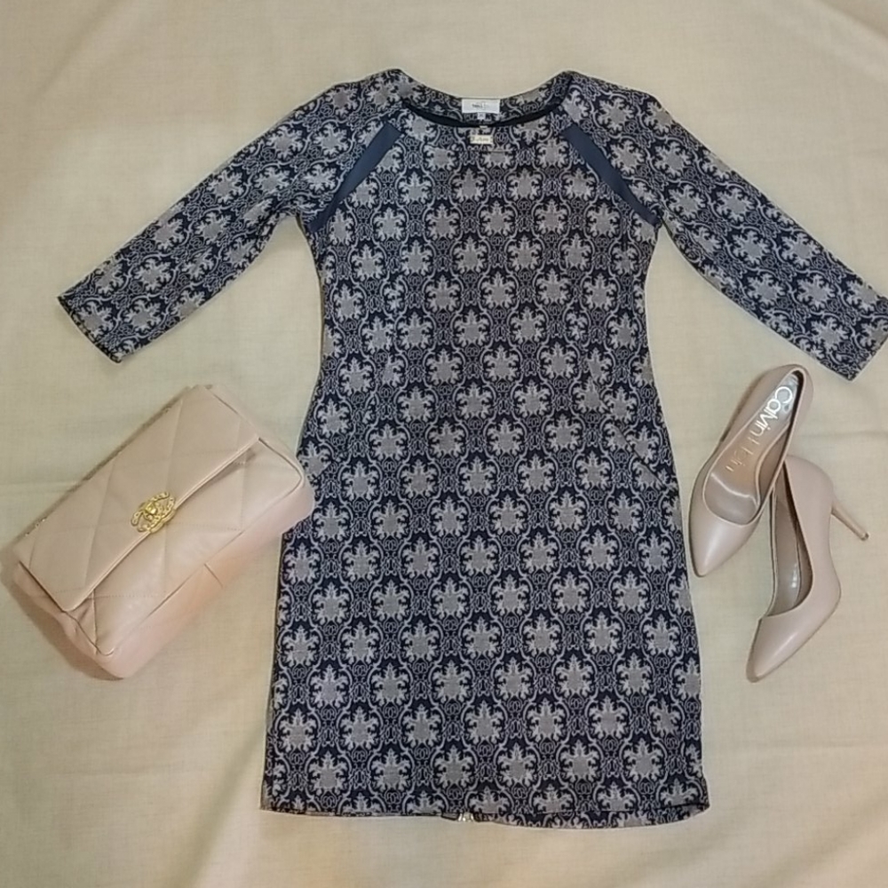 Dress - Picture 2 of 12